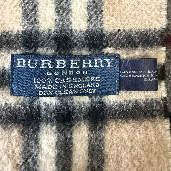 Burberry 100% Cashmere Scarf - Picture 2 of 2